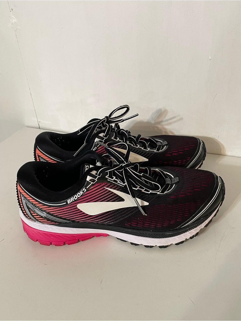 Brooks Ghost 10 Running Shoes